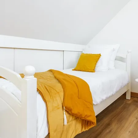 Le Pavillon Emeraude - Jardin - Parking Prive Prive - Proche Chantilly & Parc Asterix - Kids Friendly Jeux Babyfoot Tram-poline - Rer D Direct Paris Coye-la-Forêt