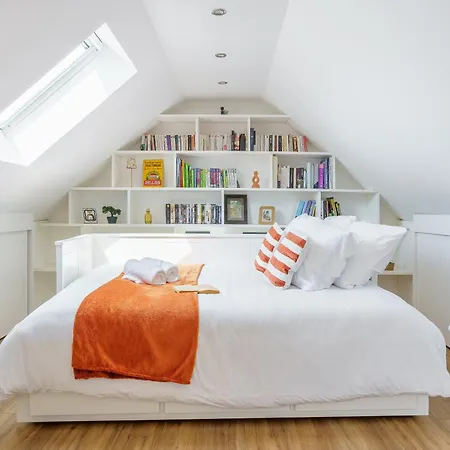 Le Pavillon Emeraude - Jardin - Parking Prive Prive - Proche Chantilly & Parc Asterix - Kids Friendly Jeux Babyfoot Tram-poline - Rer D Direct Paris Appartement Coye-la-Forêt