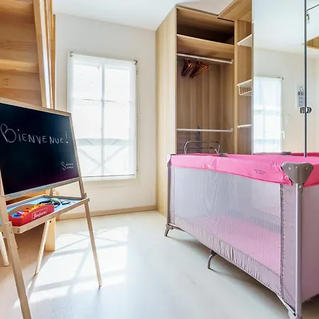 Le Pavillon Emeraude - Jardin - Parking Prive Prive - Proche Chantilly & Parc Asterix - Kids Friendly Jeux Babyfoot Tram-poline - Rer D Direct Paris Apartment *