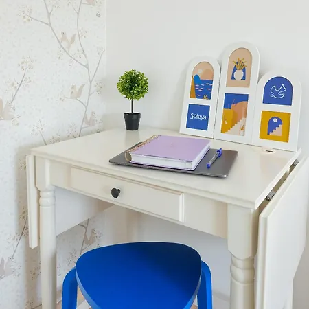 Appartement Le Pavillon Emeraude - Jardin - Parking Prive Prive - Proche Chantilly & Parc Asterix - Kids Friendly Jeux Babyfoot Tram-poline - Rer D Direct Paris *